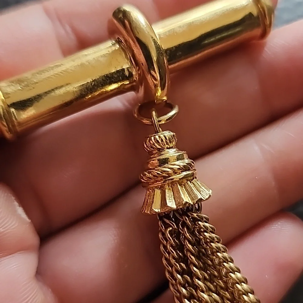 VTG Gold Tassel Brooch - Picture 4 of 7